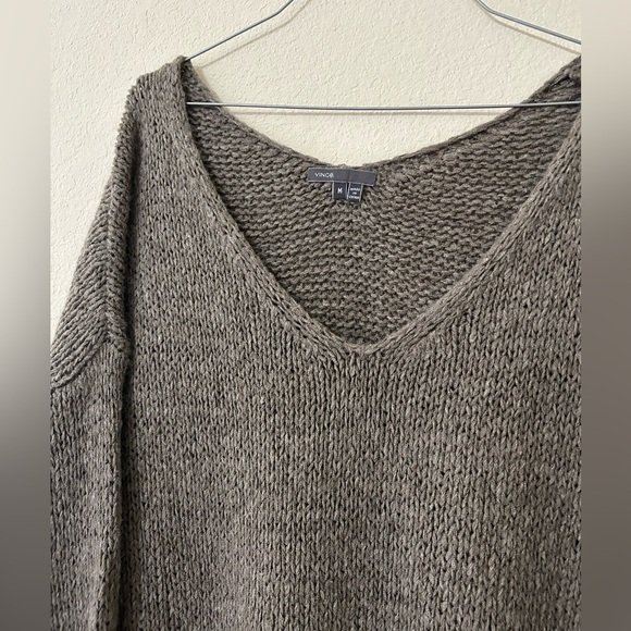 Vince Brown Long Sleeve V-Neck Sweater Size Medium Wool Linen Blend Marled Knit - Picture 7 of 10
